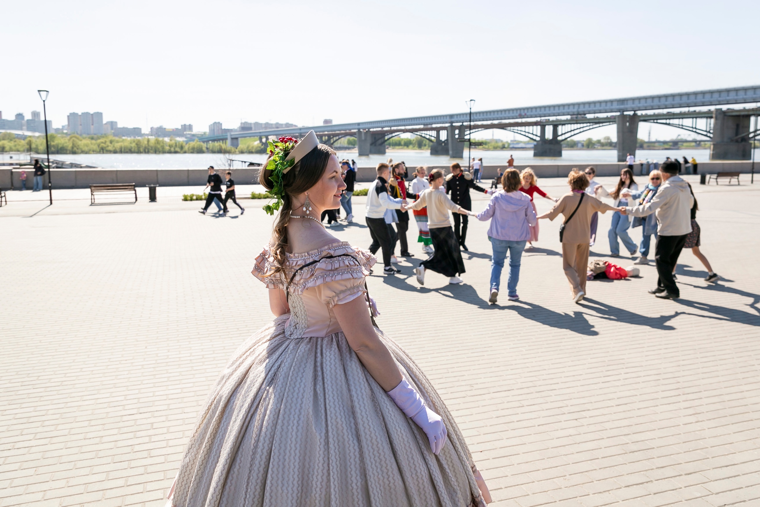 Светские танцы в парках Новосибирска