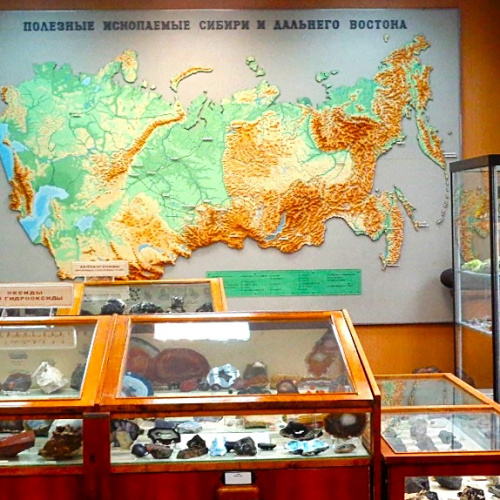 Академгородок с посещением Геологического музея