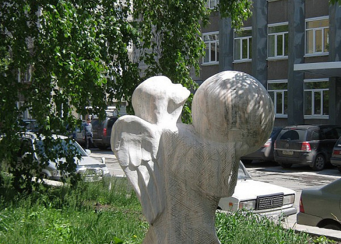 Памятник ангелу-хранителю  №3