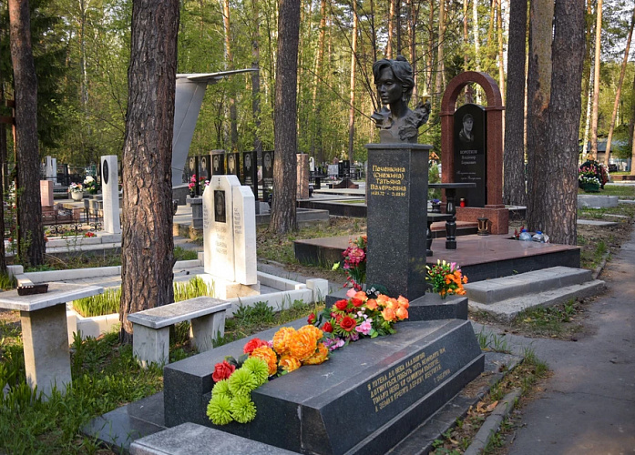 «Память и памятники Заельцовского кладбища» №3