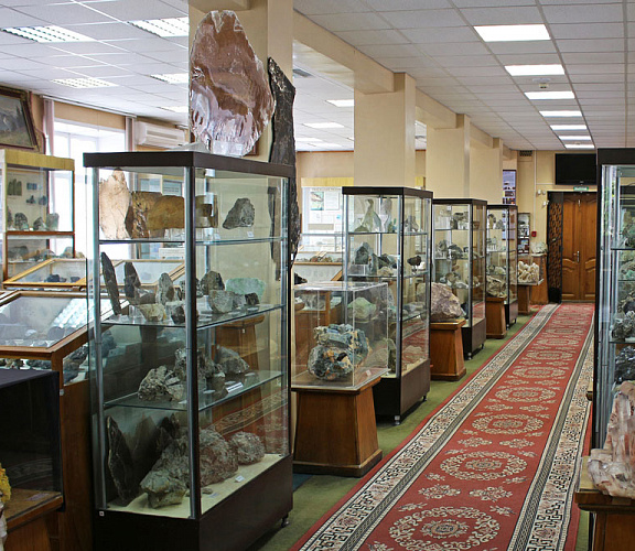 Центральный Сибирский геологический музей