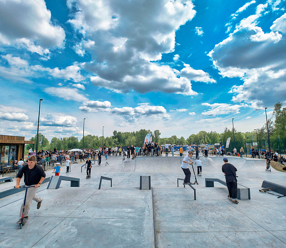 Скейт-парк в парке «Арена»